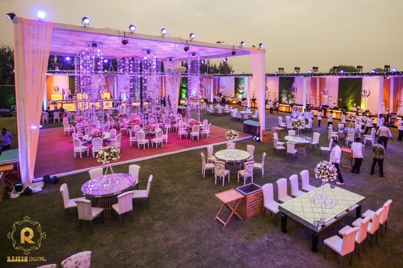 Golden Galaxy Hotels And Resorts Дели Экстерьер фото