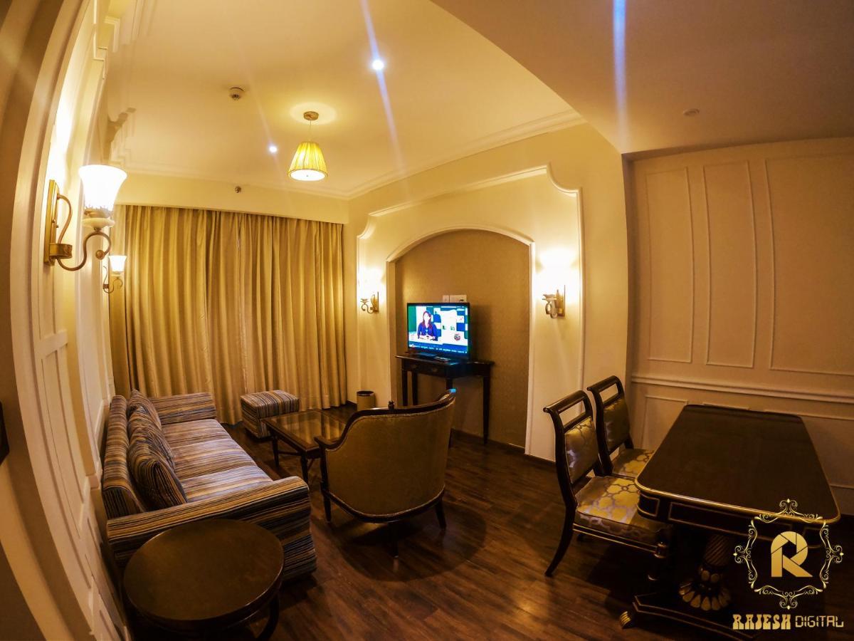 Golden Galaxy Hotels And Resorts Дели Экстерьер фото